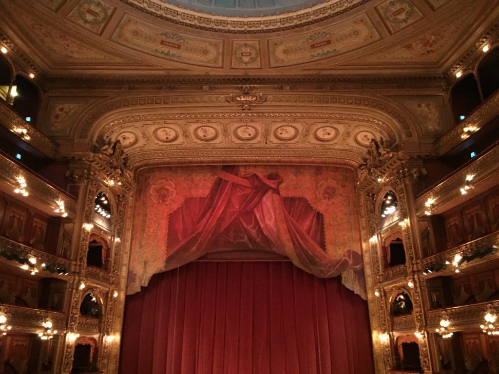 Inside of the Teatro Colon