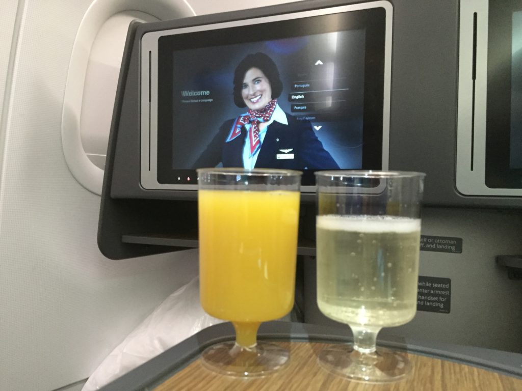 Welcome Drinks A321 American AIrlines