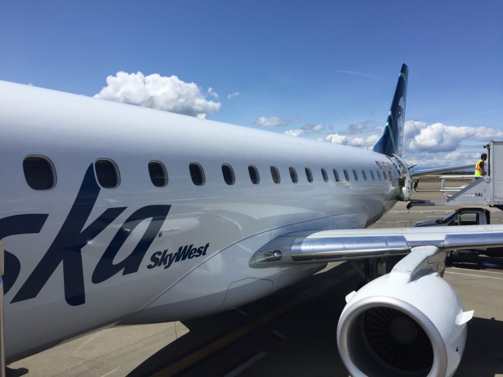 Alaska SkyWest First Class E75