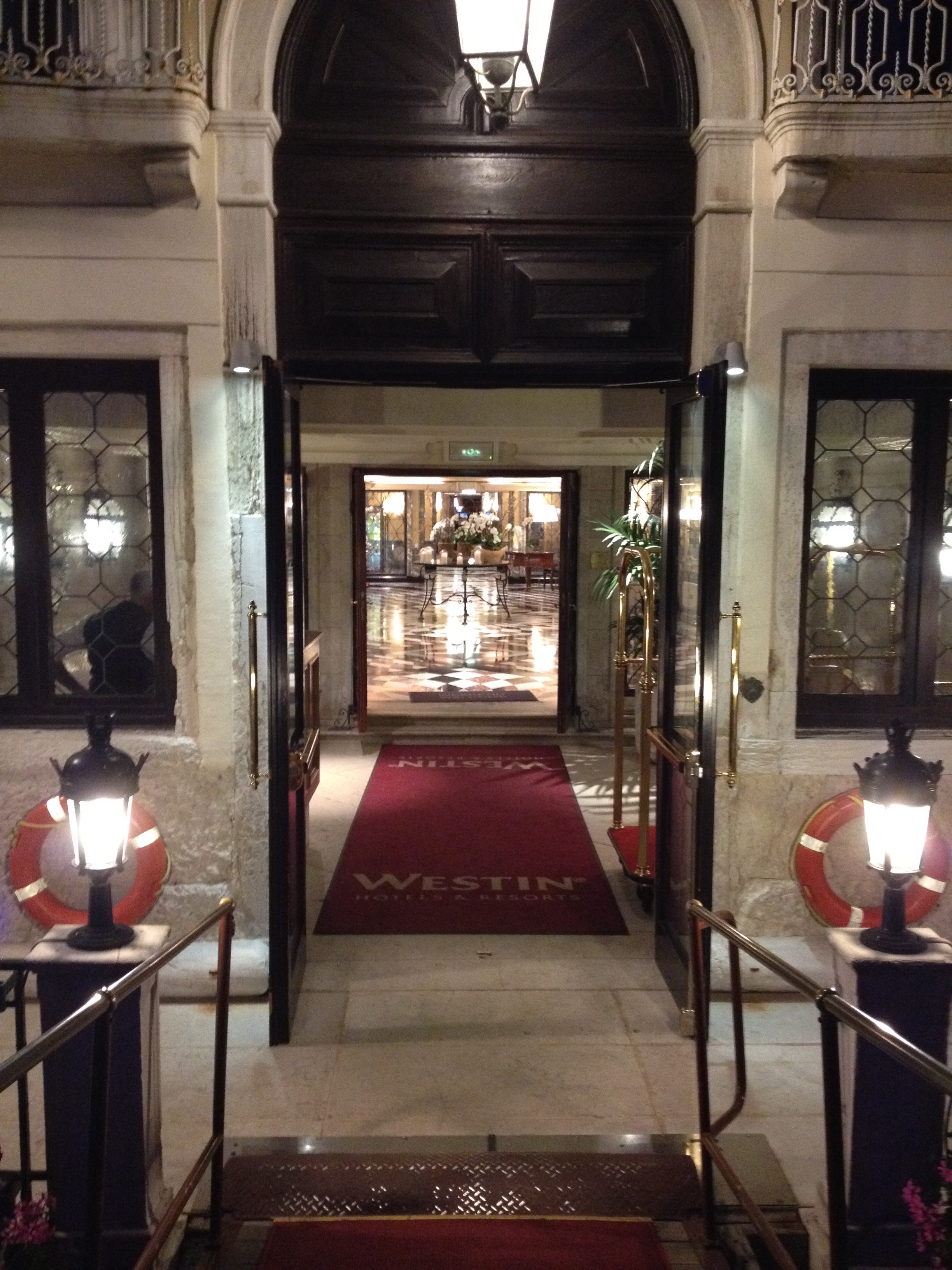 westin europa & regina water entrance