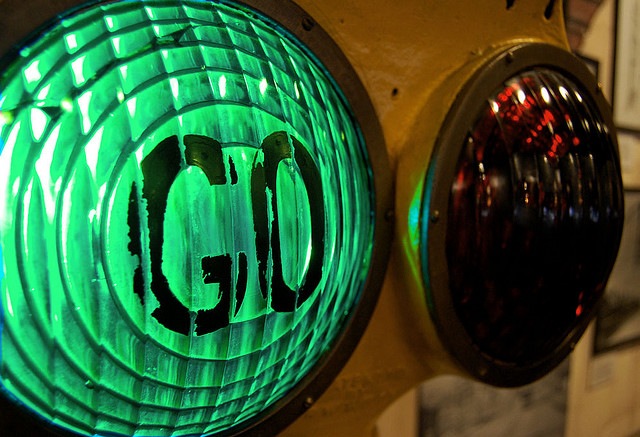 a green light on a traffic light